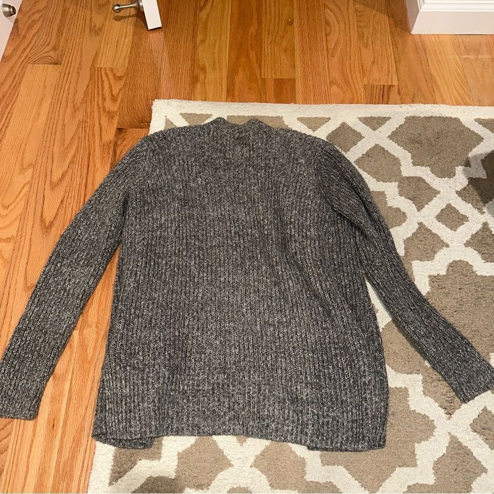 Chunky Abercrombie oversized cardigan sweater long grey knit - women’s medium - Picture 4 of 7